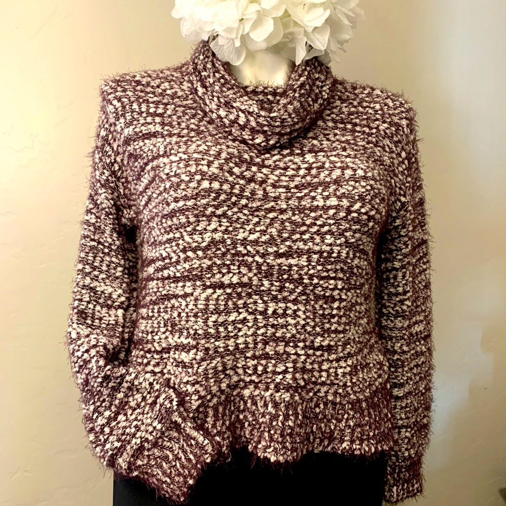 Moral Fiber size large color, Bergeny, and white